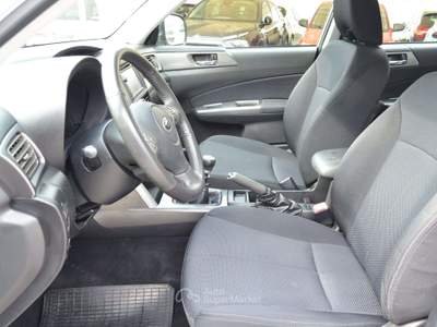 Subaru Forester Forester 2.0d XS 146CV Bianco usata Ciriè