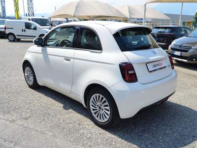 Fiat 500e 500e 23,65 kWh Action Bianco usata Ciriè