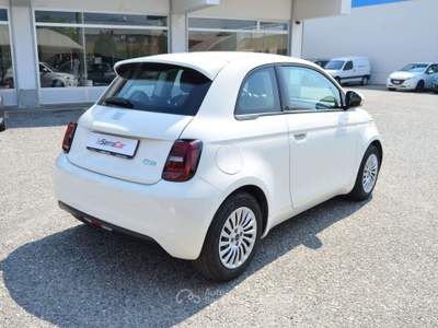 Fiat 500e 500e 23,65 kWh Action Bianco usata Ciriè