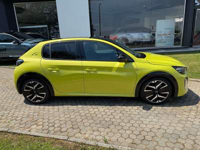 Peugeot 208 208 1.2 puretech GT - Assetto e Scarico Sportivi Giallo usata Ciriè