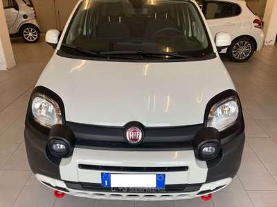Fiat Panda Panda III 2021 Cross 1.0 firefly hybrid Cross s Bianco usata Villasanta