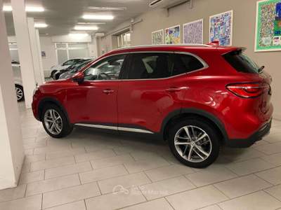 MG EHS Plug-in-Hybrid luxury 162cv Rosso usata Villasanta