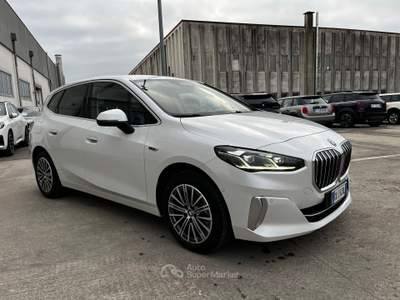 BMW Serie 2 Active Tourer 225e BMW 225e xDrive Active Tourer Luxury Bianco usata Rovigo