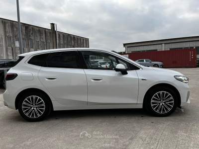 BMW Serie 2 Active Tourer 225e BMW 225e xDrive Active Tourer Luxury Bianco usata Rovigo