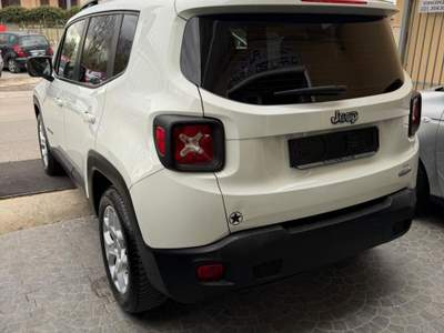 Jeep Renegade JEEP RENEGADE LONGITUDE Bianco usata Sant'Antimo