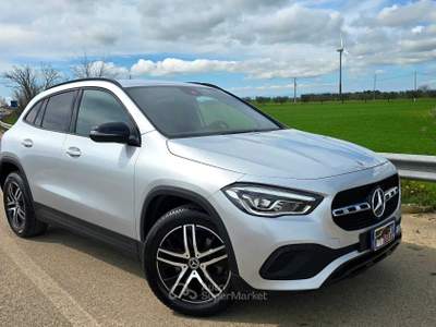 Mercedes-Benz GLA 220d 190cv 4MATIC NIGHT EDITION Argento usata Altamura