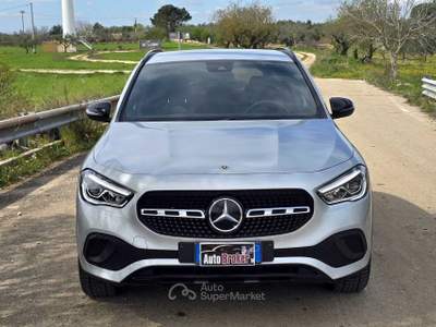 Mercedes-Benz GLA 220d 190cv 4MATIC NIGHT EDITION Argento usata Altamura