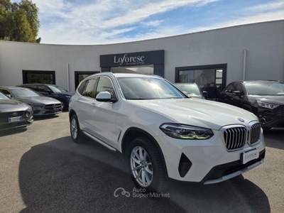 BMW X3 xDrive18D 48V Bianco usata Taranto
