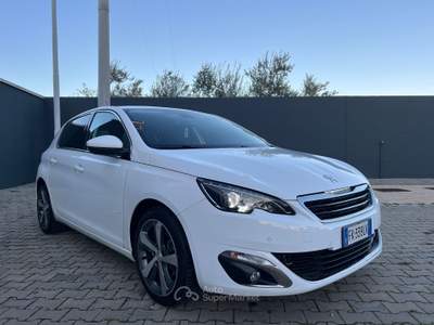 Peugeot 308 1.6 BlueHDi 120 Allure - 2017 Bianco usata Corato