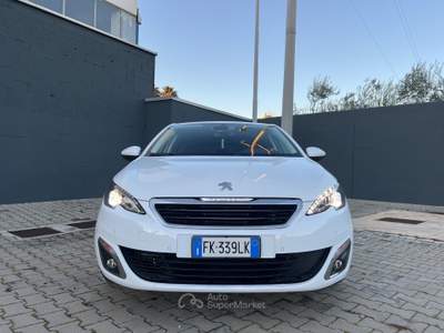 Peugeot 308 1.6 BlueHDi 120 Allure - 2017 Bianco usata Corato