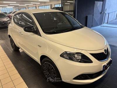 Lancia Ypsilon 5 porte GPL Ecochic Bianco usata Torino