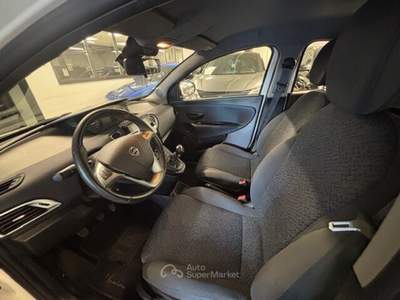 Lancia Ypsilon 5 porte GPL Ecochic Bianco usata Torino