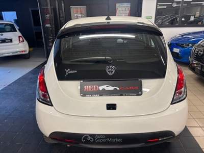 Lancia Ypsilon 5 porte GPL Ecochic Bianco usata Torino