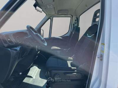 Iveco Daily piattaforma aerea 35S14H Bianco usata San Miniato