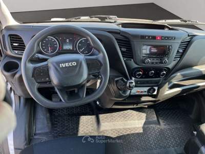 Iveco Daily piattaforma aerea 35S14H Bianco usata San Miniato