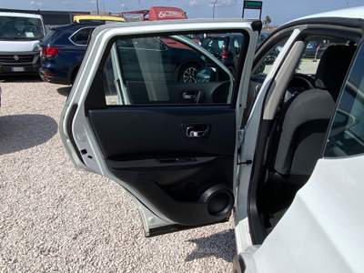 Nissan Qashqai DPF Tekna Bianco usata Corato