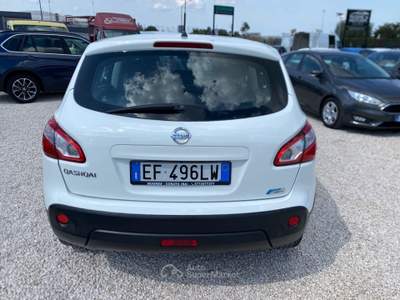Nissan Qashqai DPF Tekna Bianco usata Corato