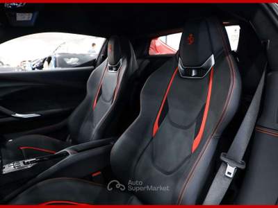Ferrari 296 **GTB|LIFT|DISPLAY PASS|RETROCAMERA| Rosso usata Vergiate
