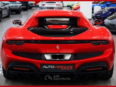 Ferrari 296 **GTB|LIFT|DISPLAY PASS|RETROCAMERA| Rosso usata Vergiate