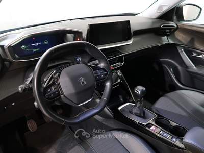 Peugeot 2008 2008 1.2 puretech Allure Pack s&s 100cv #RETRO CAMERA#CARPLAY# Nero usata VILLORBA