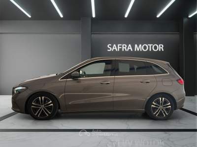 Mercedes-Benz Classe B B 180 d Progressive Adv Plus Grigio usata Rende