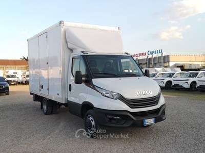 Iveco Daily Daily 35 C14 Furgone in lega con pedana idraulica Bianco usata Reggio nell'Emilia