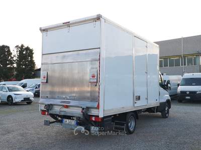 Iveco Daily Daily 35 C14 Furgone in lega con pedana idraulica Bianco usata Reggio nell'Emilia