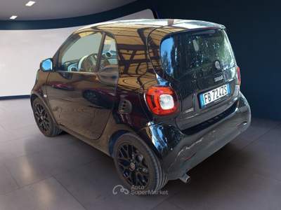 Smart ForTwo 60 1.0 Black Passion Nero usata Roma