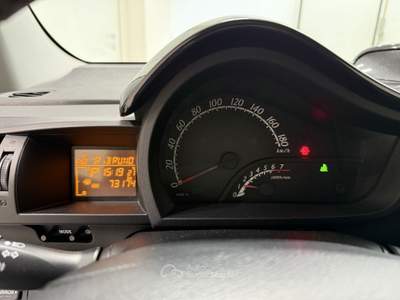 Toyota iQ iQ 1.0 Lounge (high) CVT Nero usata Caravaggio