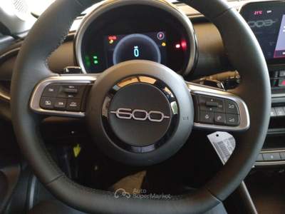 Fiat 600 Hybrid Pop 1.2 Hybrid 110cv Rosso usata Roma