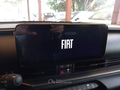 Fiat 600 Hybrid Pop 1.2 Hybrid 110cv Rosso usata Roma