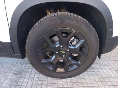 Jeep Avenger 4xe Hybrid 619 Overland 1.2 145cv 4xe Mhev Bianco usata Roma