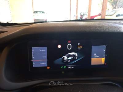 Jeep Avenger 4xe Hybrid 619 Overland 1.2 145cv 4xe Mhev Bianco usata Roma