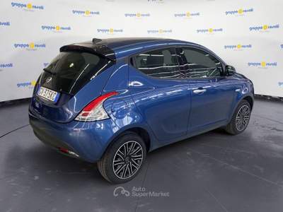 Lancia Ypsilon III 2011 1.0 firefly hybrid Gold s&s 70cv Blu/Azzurro usata Roma