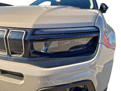 Jeep Avenger Mhev My24 Summit 1.2 100cv Dct Mhev Grigio usata Roma