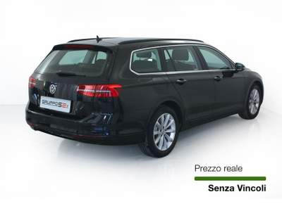 Volkswagen Passat 2.0TDI 150CV Business BMT DSG Winter pack/Park Pilot Blu/Azzurro usata Feltre