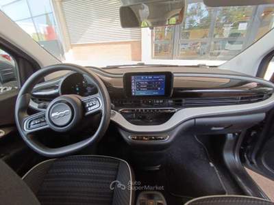 Fiat 500 (2020--->) Passion Berlina 42 kWh usata Roma
