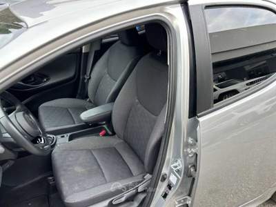 Toyota Yaris IV 2020 1.5h Trend Argento usata Roma