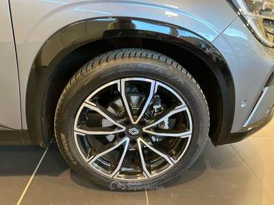 Renault Austral Austral 1.3 mild hybrid Techno Esprit Alpine Auto Grigio usata Como