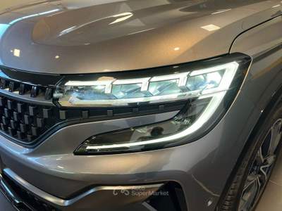 Renault Austral Austral 1.3 mild hybrid Techno Esprit Alpine Auto Grigio usata Como