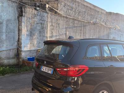 BMW Serie 2 Gran Tourer 218d Cambio Automatico Nero usata Pignataro Maggiore