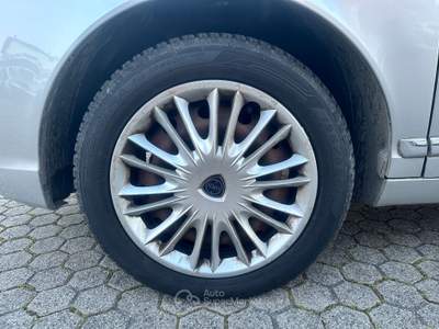 Lancia Ypsilon Benzina ok x neopatentati usata Rivanazzano Terme