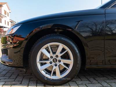 Audi A4 Avant 35 TDI Hybrid 163CV S Tronic MHEV - 2024 Nero usata Castiraga Vidardo