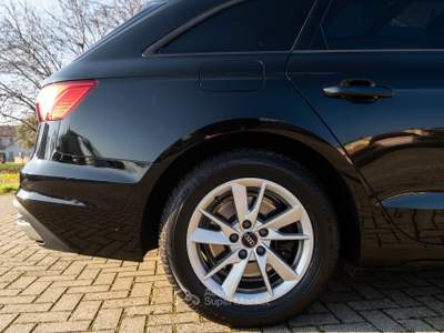 Audi A4 Avant 35 TDI Hybrid 163CV S Tronic MHEV - 2024 Nero usata Castiraga Vidardo