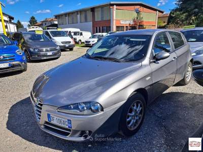 Alfa Romeo 147  5p 1.6 ts 16v Progression 120cv Argento usata Borgo Ticino