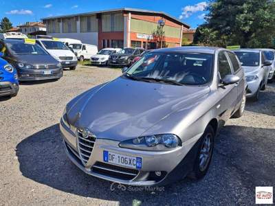 Alfa Romeo 147  5p 1.6 ts 16v Progression 120cv Argento usata Borgo Ticino