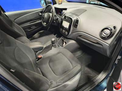 Renault Captur  dCi 8V 90 CV EDC S&S Energy Zen Blu/Azzurro usata Nocera Superiore
