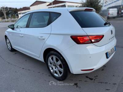 Seat Leon 1.4 TGI 5p. S/S Business HIGH Bianco usata Follonica
