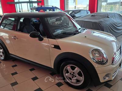 MINI 1.5 Cooper D Hype 5 1.6 16V Cooper D Chili Bianco usata Bisceglie