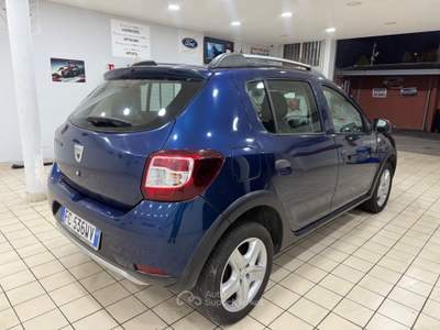Dacia Sandero Stepway 1.5 dci 2016 Blu/Azzurro usata Qualiano